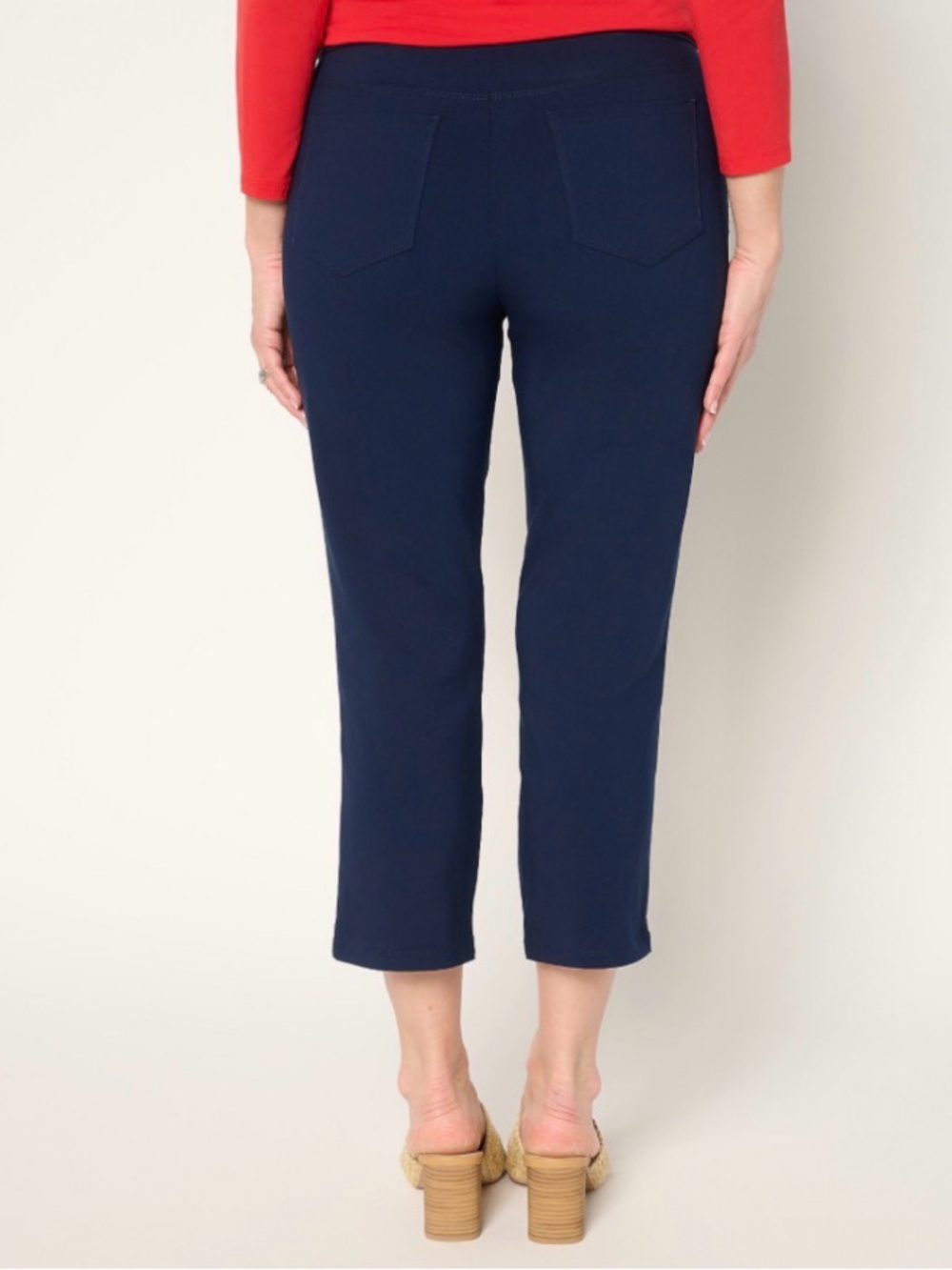 Susan Graver Regular Ultra Stretch Slim Leg Crop Pants Size M Black - Picture 2 of 5